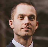 Thomas Whitfield – Handelsanalyst und Kryptomarkt-Experte